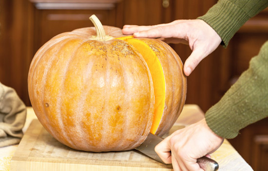 Де і як краще зберігати гарбуз: від цілих плодів до заморозки